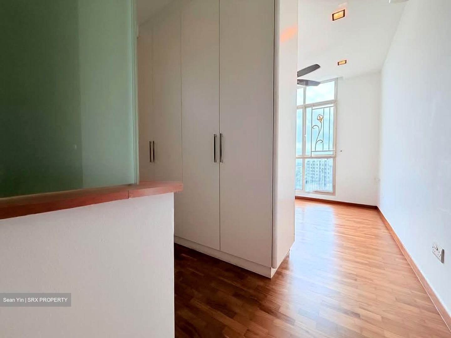 Lilydale (D27), Condominium #551420561